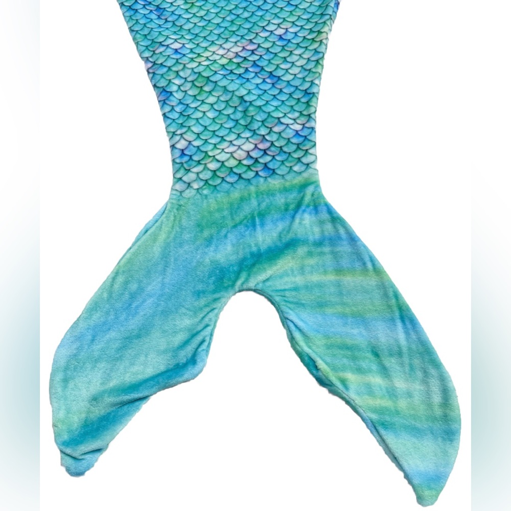 Comfy Tails Mermaid Tail Throw Blanket Plush Blue Green Kids - Picture 4 of 7